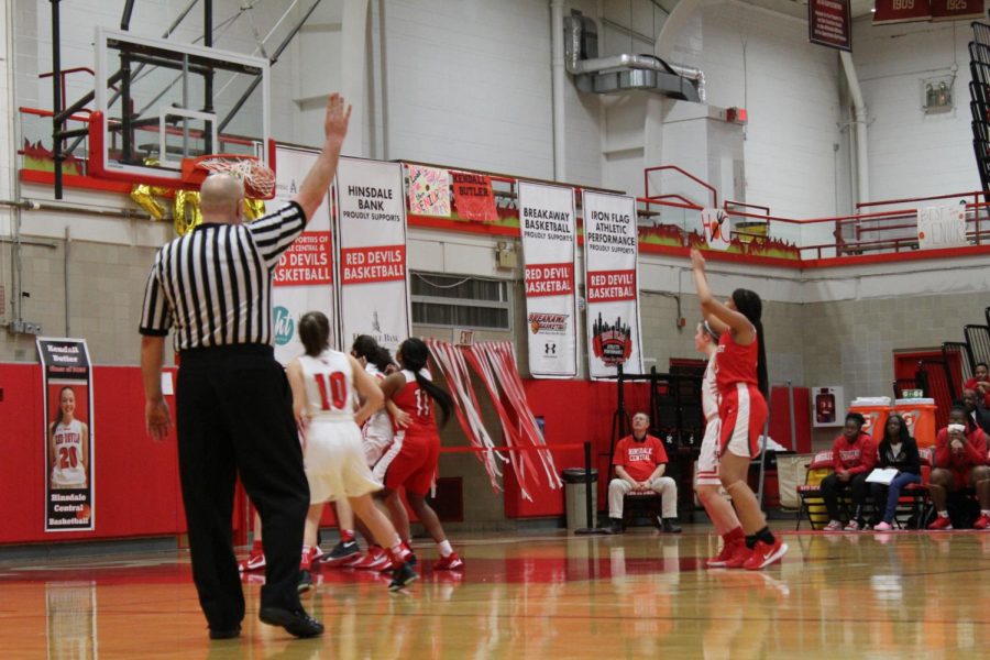 Gallery Girls’ varsity basketball wins against Proviso West High