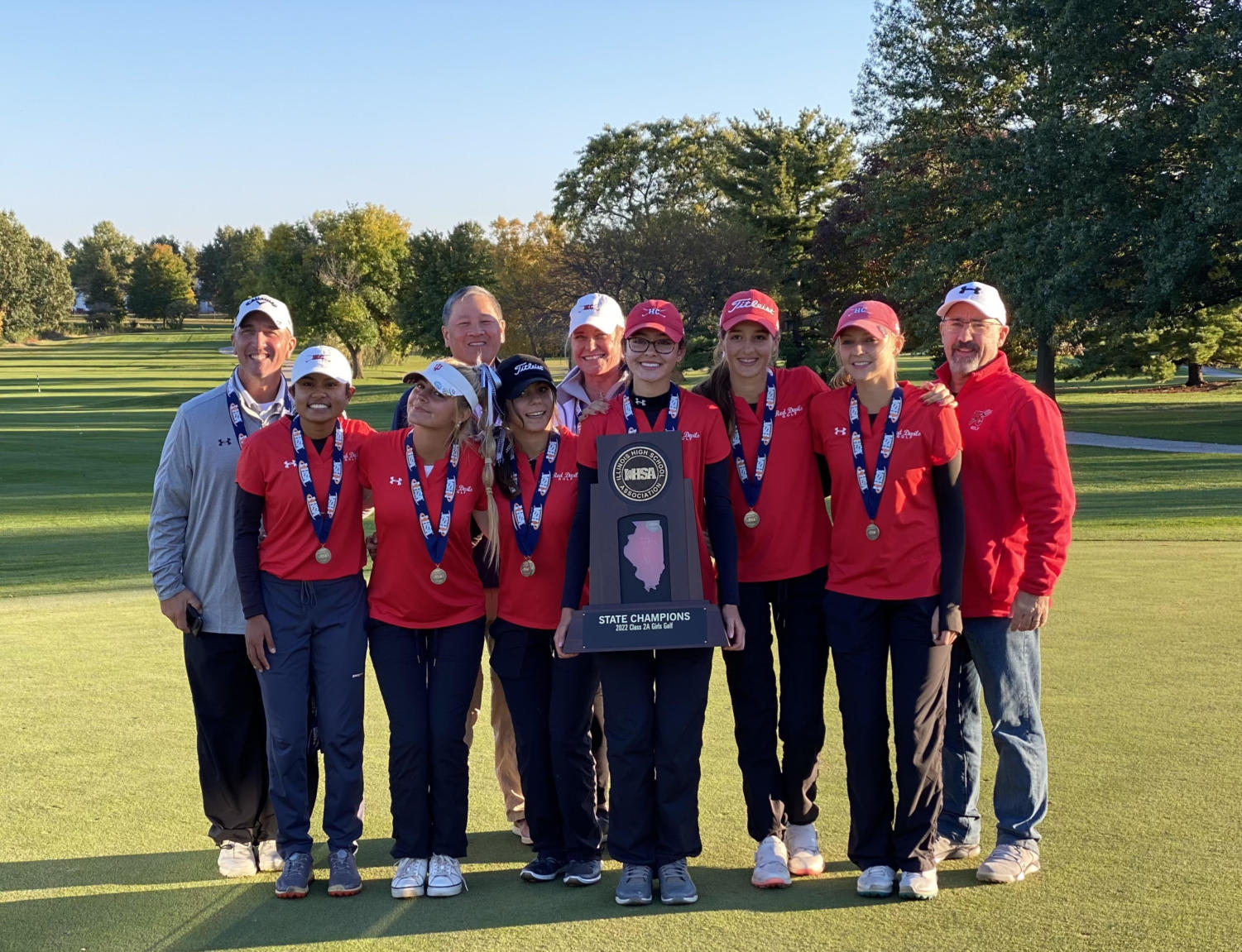 Hinsdale Central’s varsity golf teams’ season comes to a close Devils