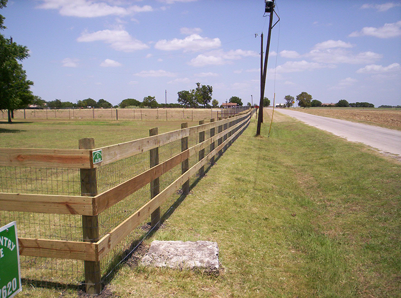 POST & RAIL FENCE Hill Country Fence & Power Gate Company