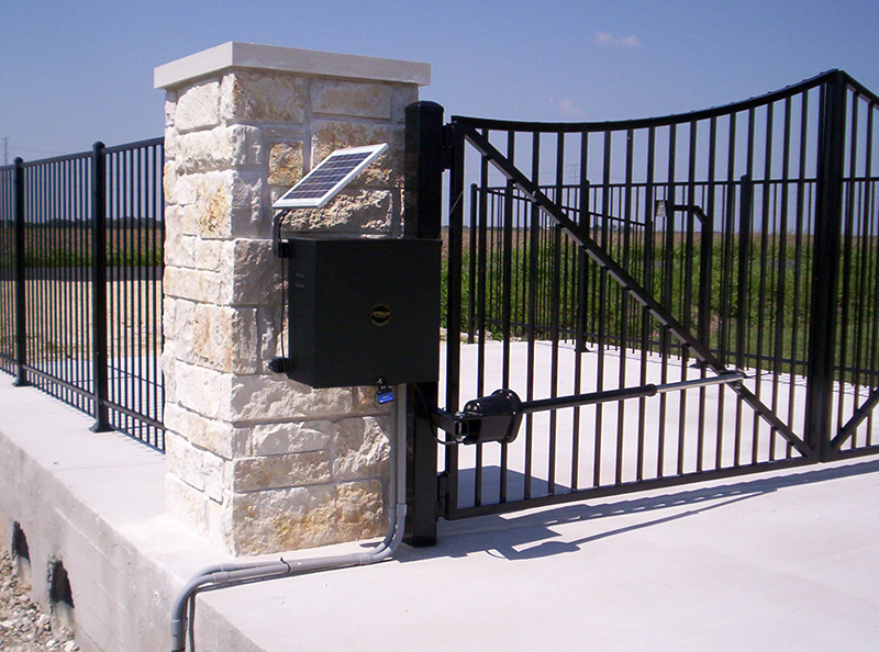 AUTOMATIC GATES Hill Country Fence & Power Gate Company