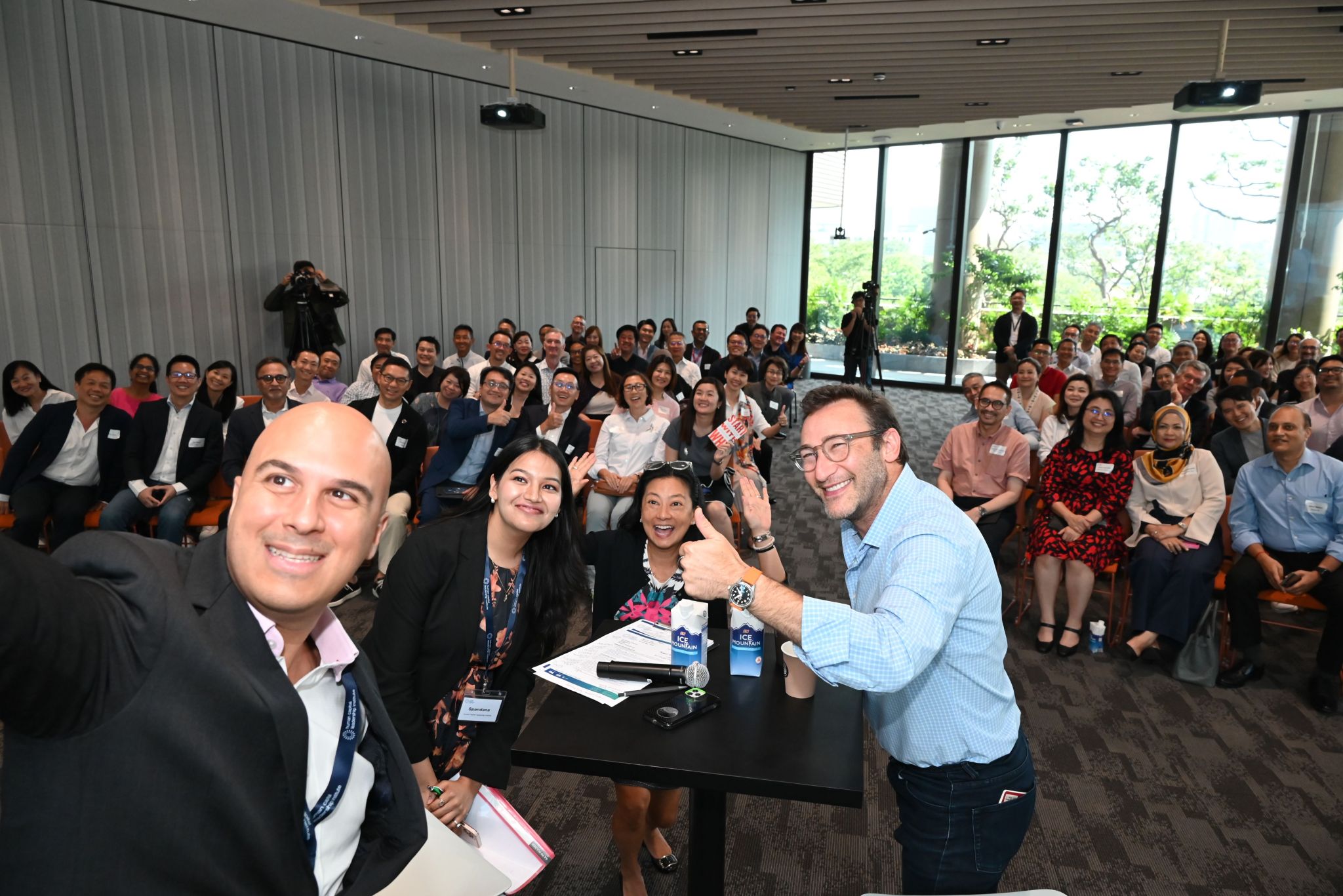 HCLI Exclusive Simon Sinek on Why Leadership Matters Leadership