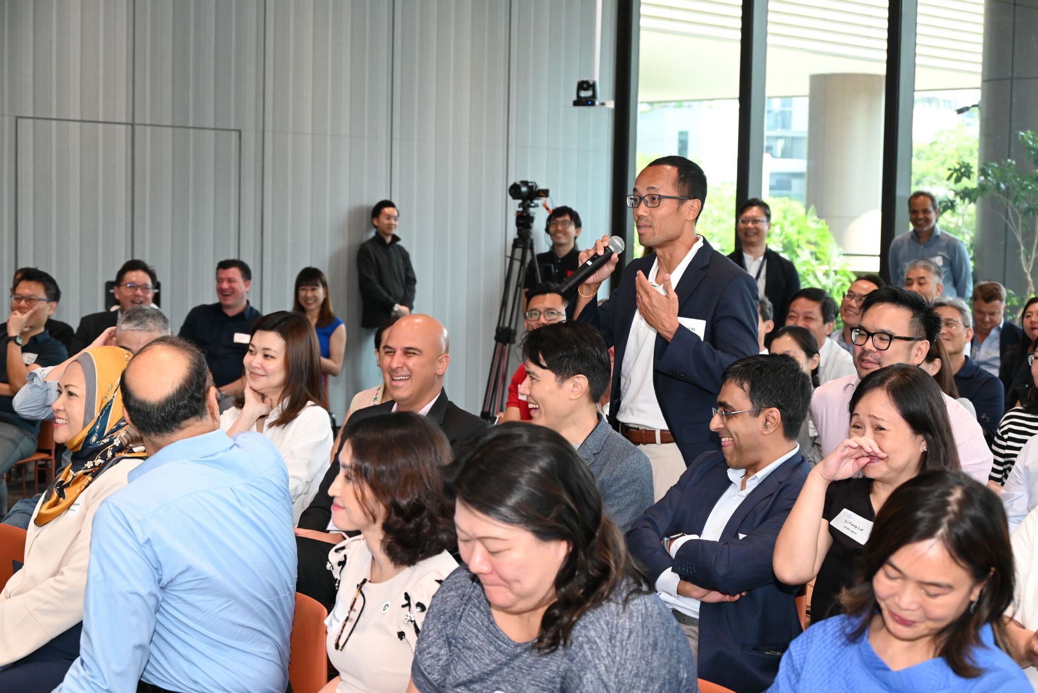 HCLI Exclusive Simon Sinek on Why Leadership Matters Leadership