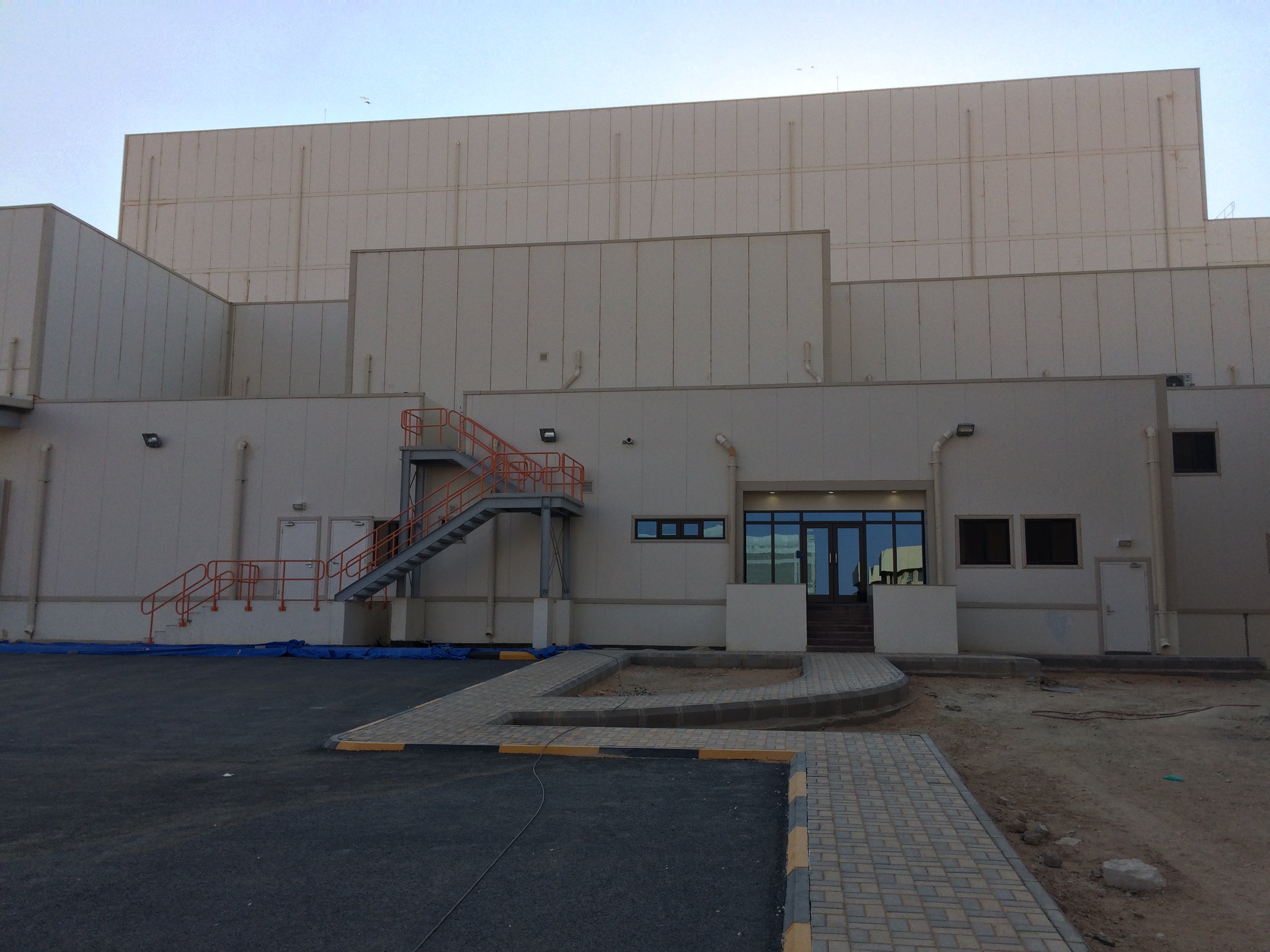 House Of Consulting Office For Consulting Engineers Co. SPIMACO WAREHOUSE