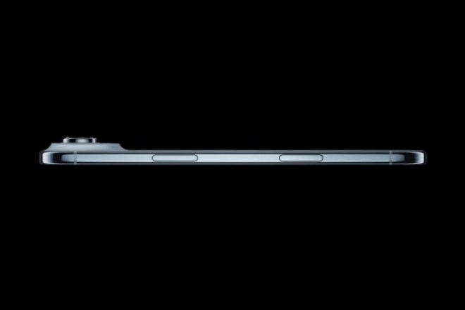 Apple annuncia il nuovo, sottilissimo iPhone Air: caratteristiche e prezzi