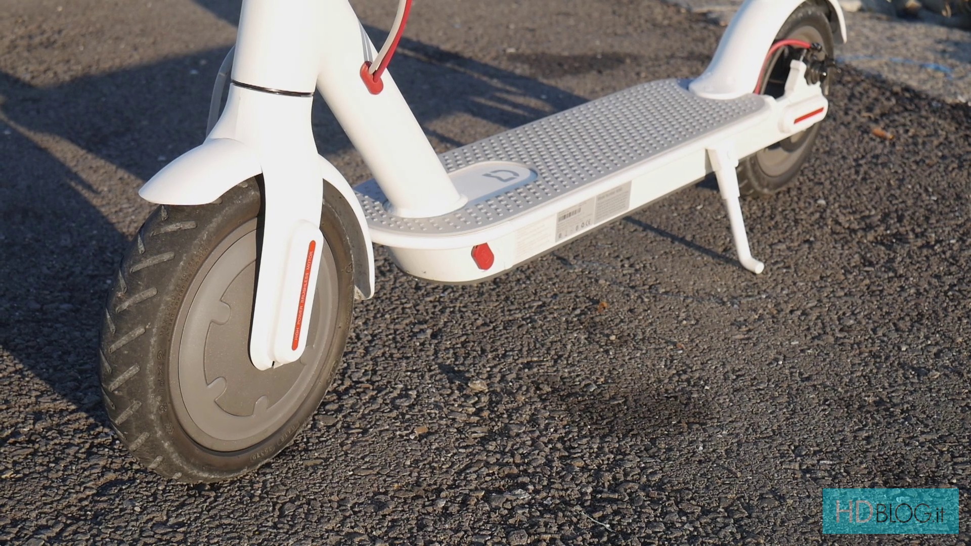 Recensione Monopattino elettrico Xiaomi (Mi Scooter) un vero mezzo di