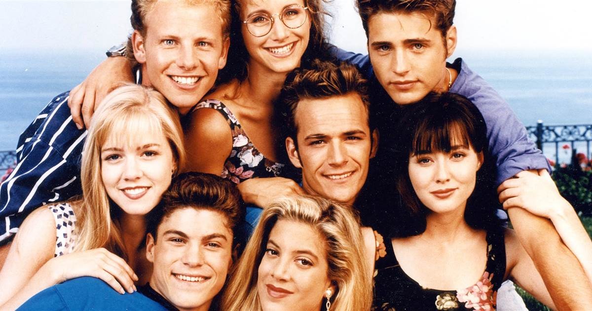 Beverly Hills 90210 la serie cult torna con lo stesso cast Trailer