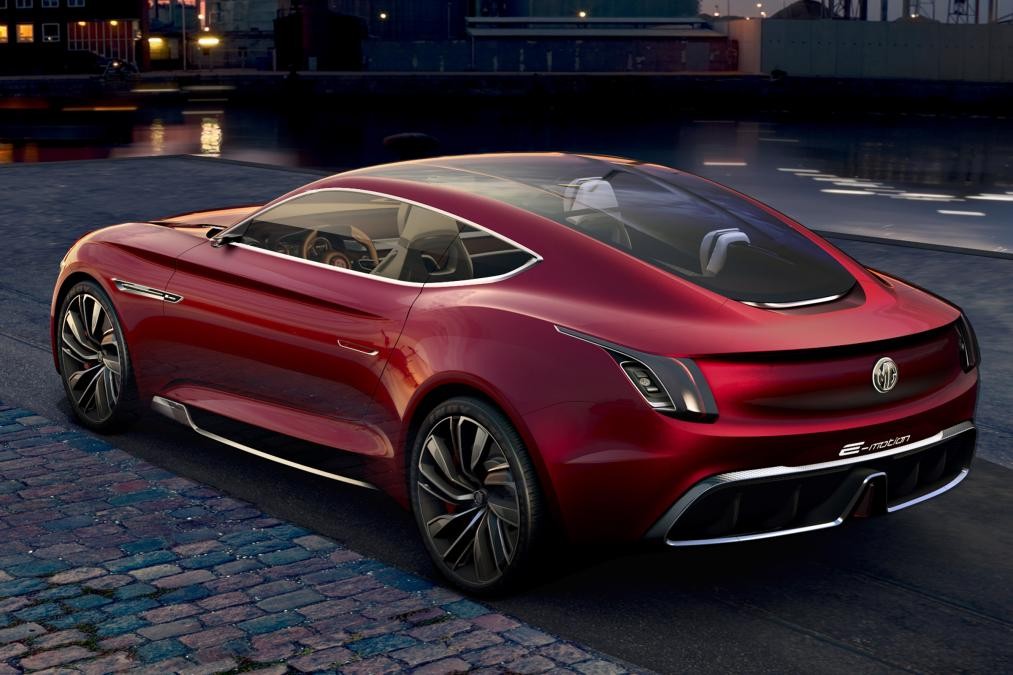 MG, in arrivo due nuovi modelli elettrici una compatta e una coupé
