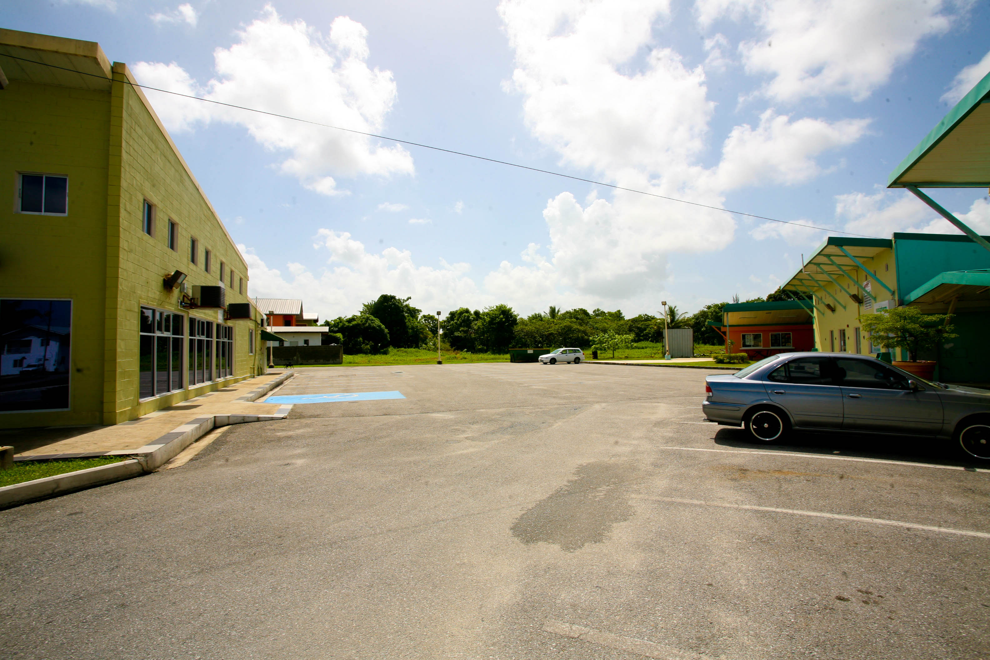 HDC Edinburgh 500 Village Plaza HDC