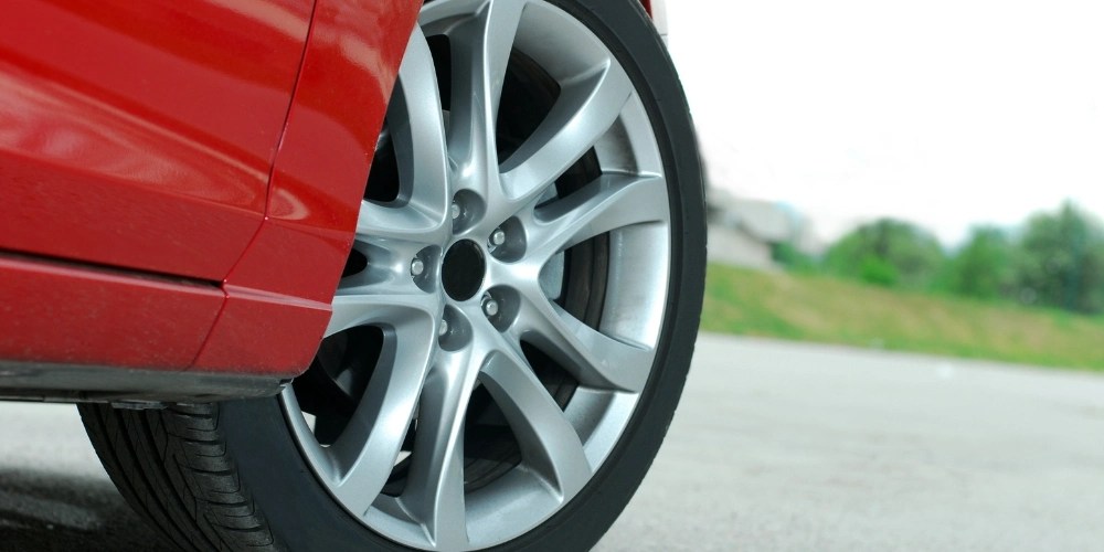 Wheels vs. Cast Alloy Wheels HDC