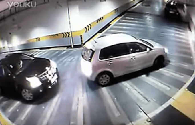 5+ 坂道 車 下がる 事故 Article