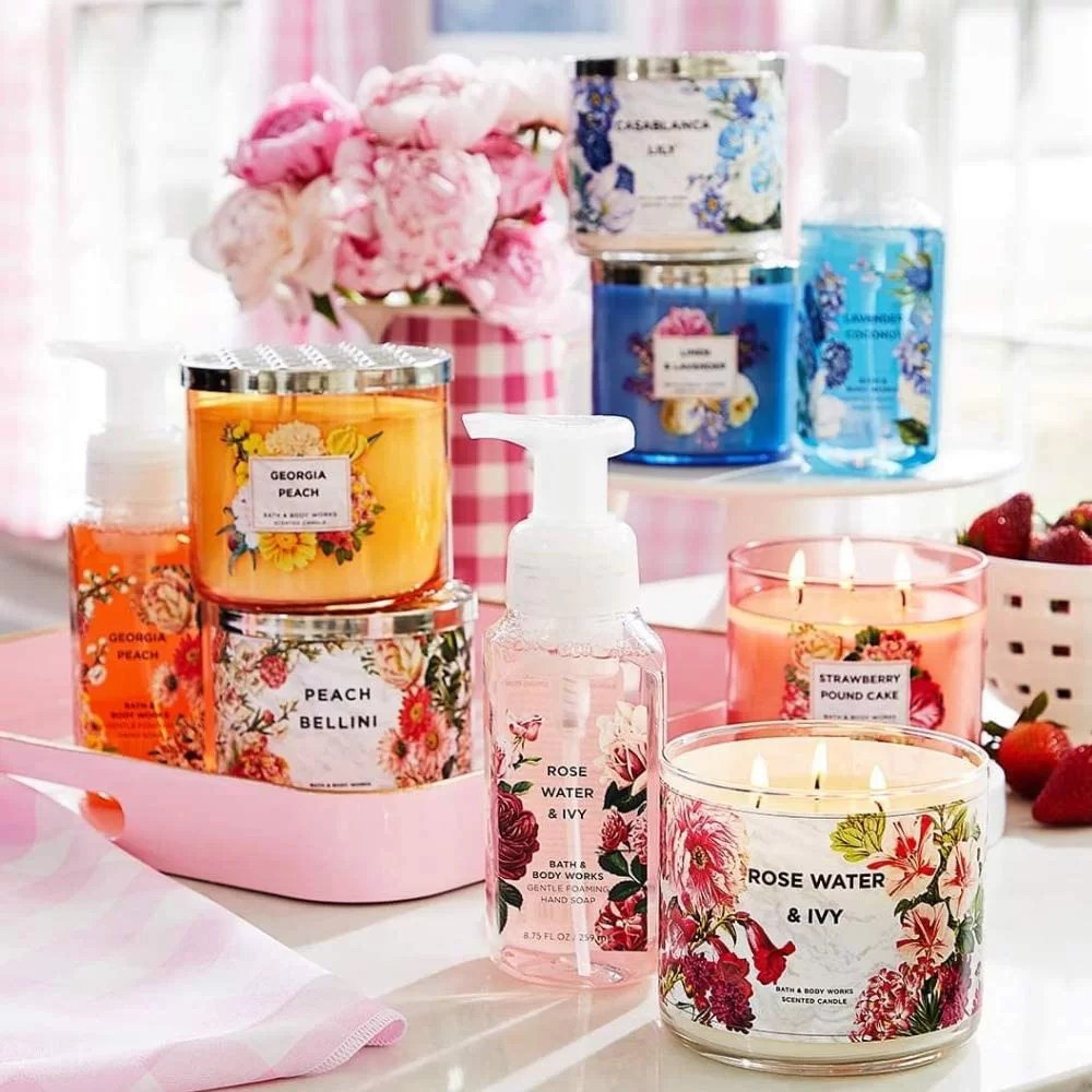 Bath and Body Works Candle 411g Cactus Blossom Head2Toes Beauty Store UAE