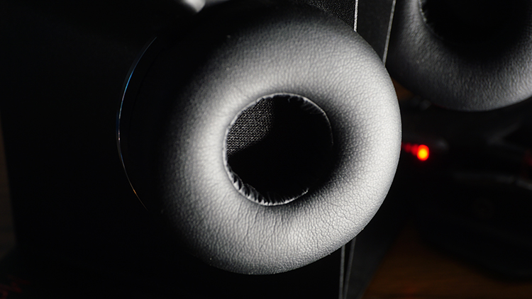 AKG N60 AC Review - Headfonics.com