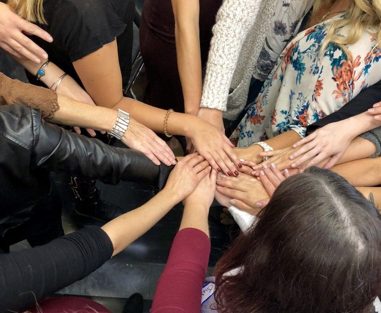 Careers Headliners Salon & Spa