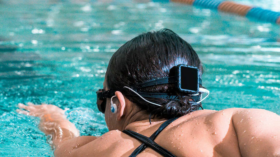 8 Proven Best Waterproof MP3 Players For Swimming in 2023