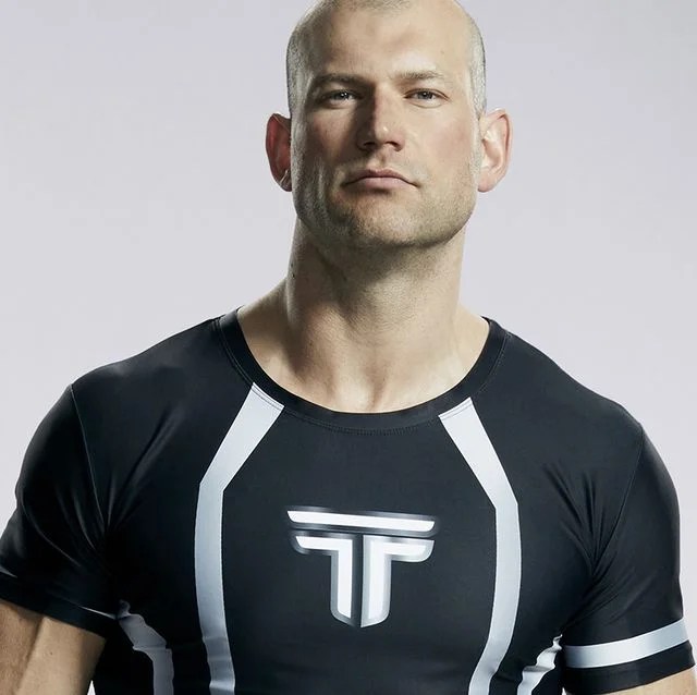 Joe Thomas Weight Loss 2022 Diet, Workout, Before and After