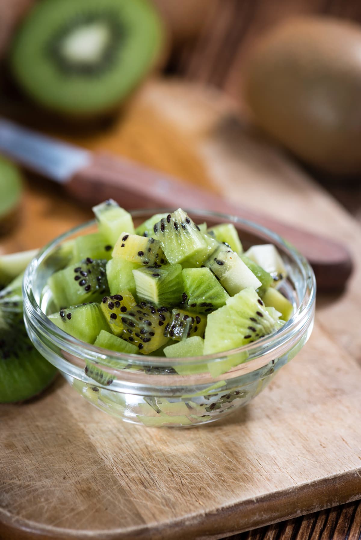 How To Cut A Kiwi? Healthier Steps