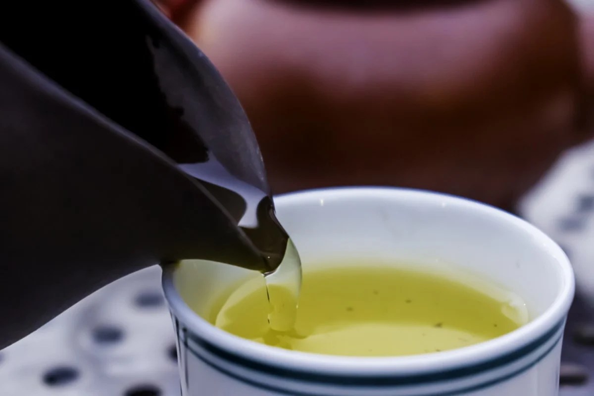 Watch What You Eat 7 Foods to Avoid While Taking Warfarin Healthier