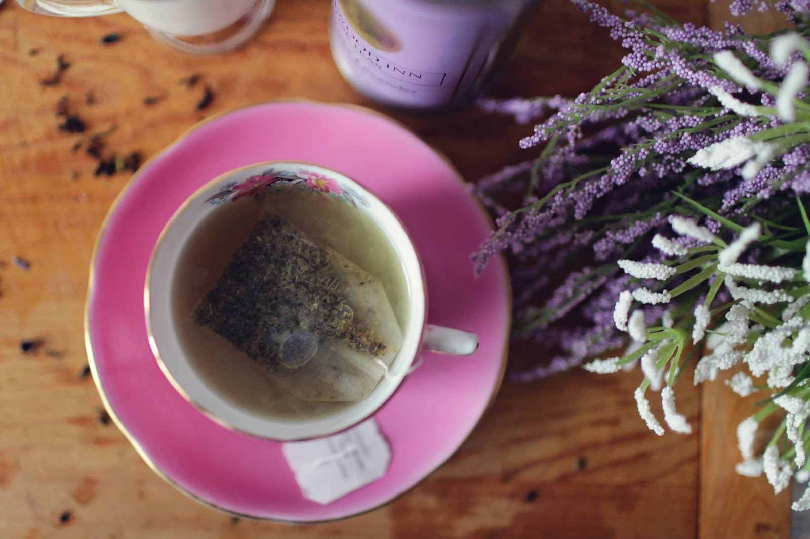 6 Best Uses & Benefits of Lavender Tea HealthPulls