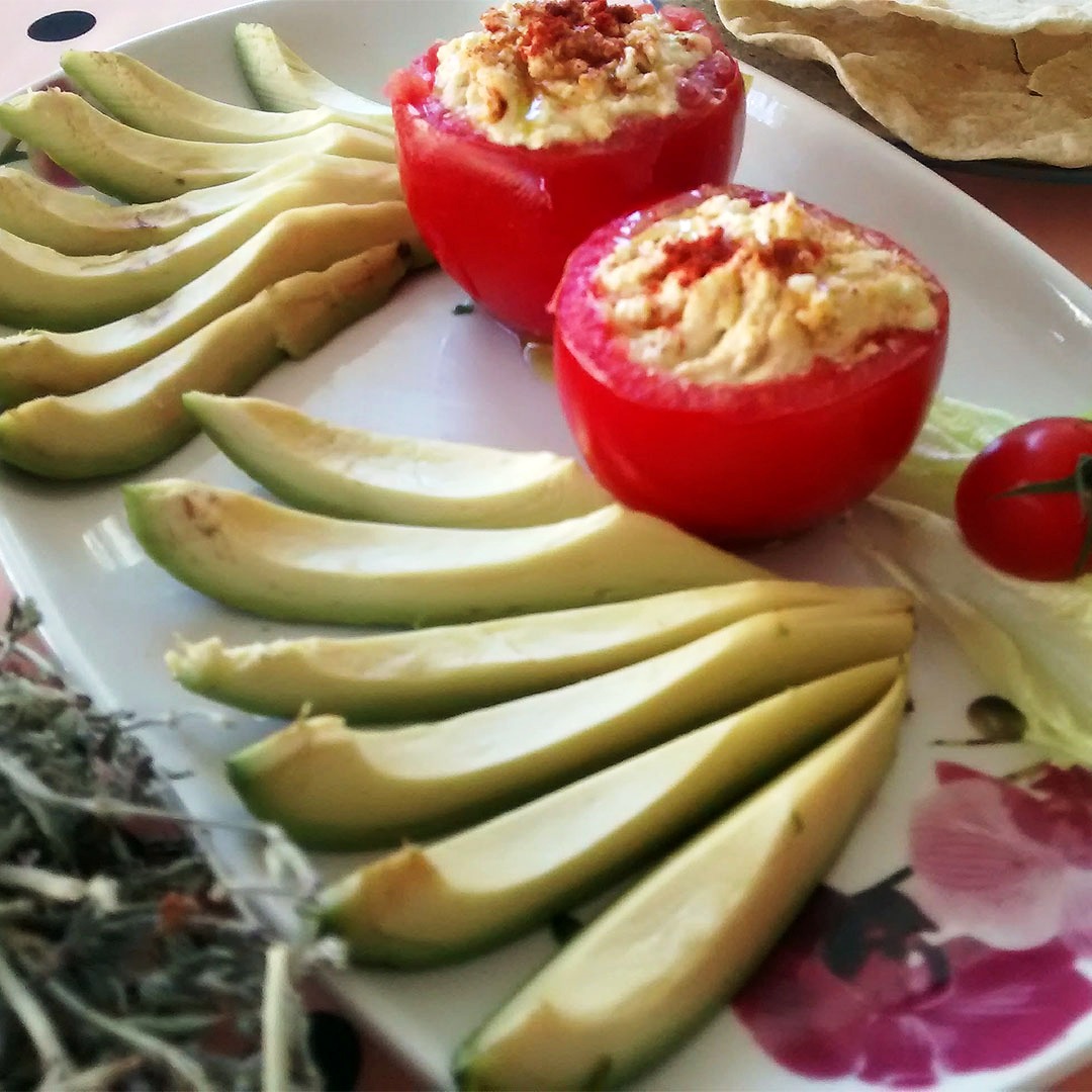 Smoked paprika hummusstuffed tomatoes Healthy Bread