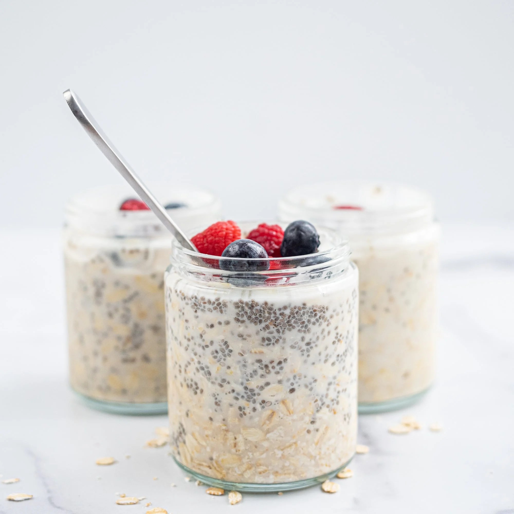 Vegan Chia Overnight Oats (5minutes)! HealthyGirl Kitchen