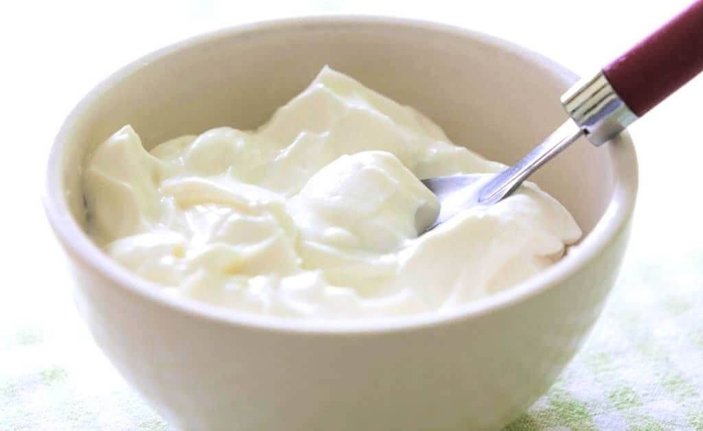 Mit einer Joghurt Diät abnehmen? Erfahrungen + Wochenplan