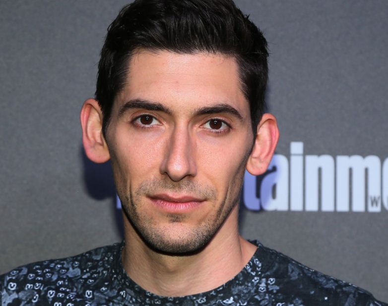 Max Landis Bio, Net Worth, Salary Age, Height, Weight, Wiki, Health