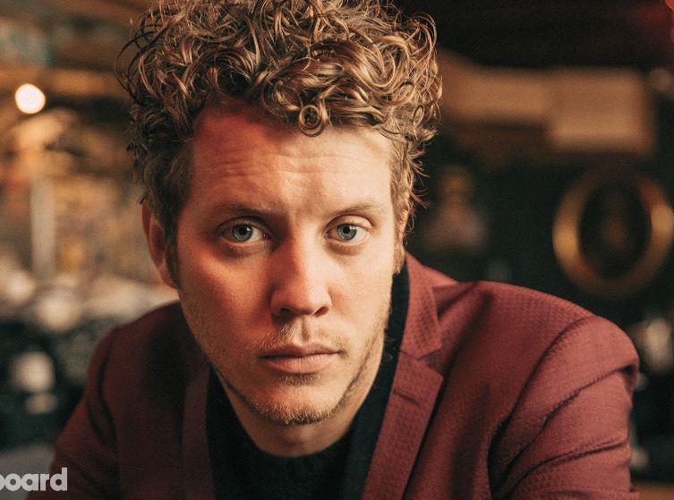 Anderson East Bio, Net Worth, Salary Age, Height, Weight, Wiki