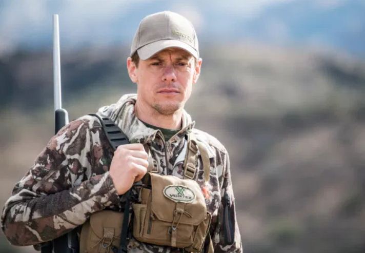 Steven Rinella - Bio, Net Worth, Salary Age, Height, Weight, Wiki, Health, Facts and Family