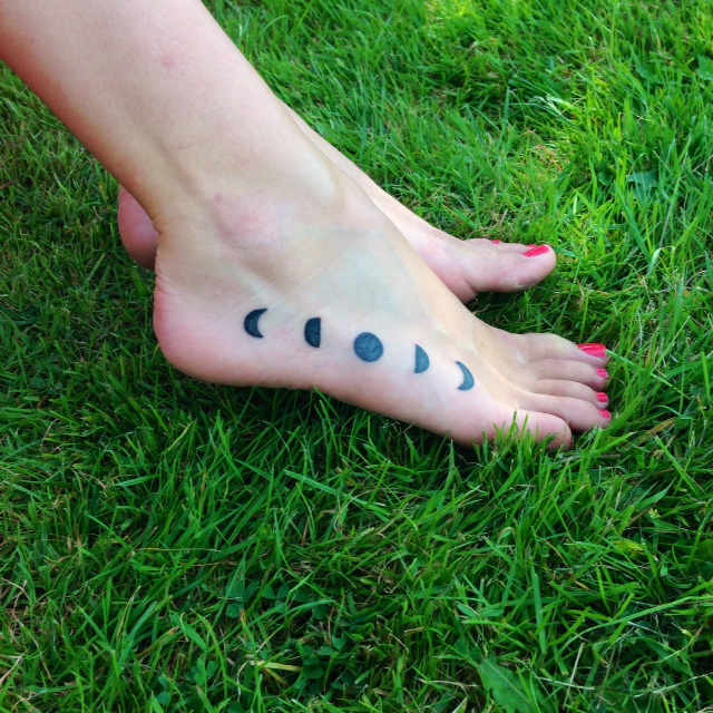 The Moon | Jessica Olie #Letsstartyoga 640_x_640_jpg