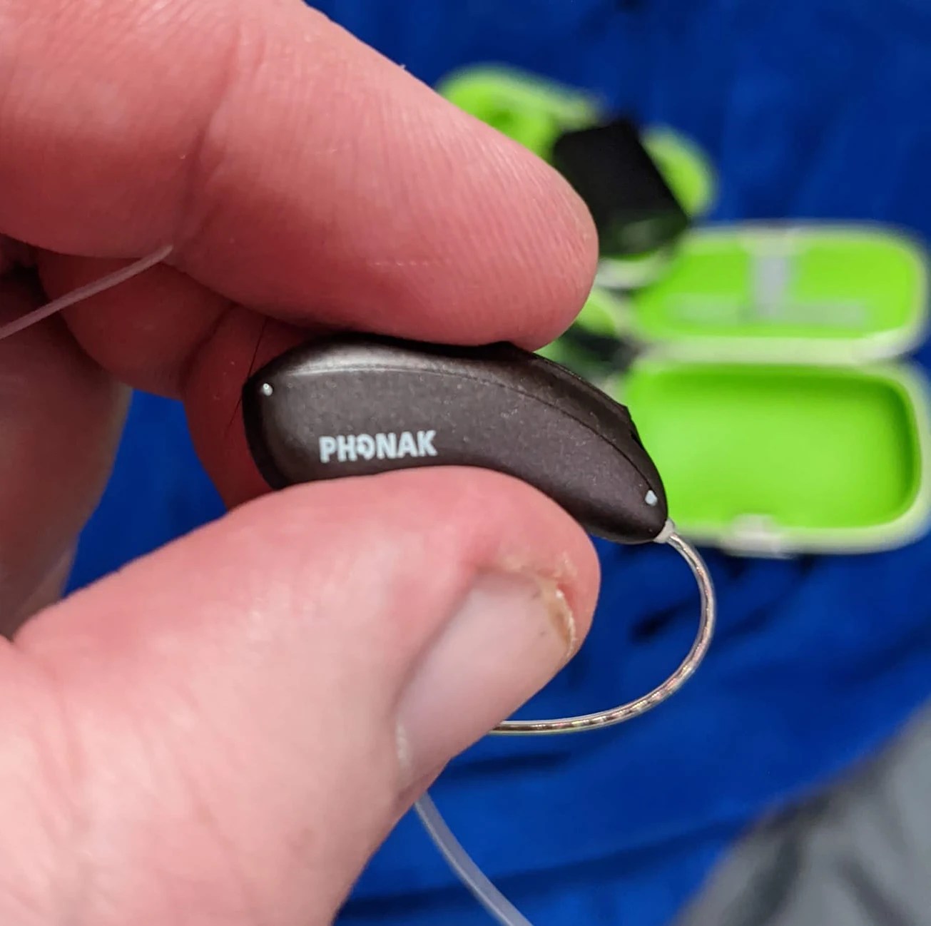 How to Reset a Phonak Hearing Aid: A Comprehensive Guide – Hearing Insider