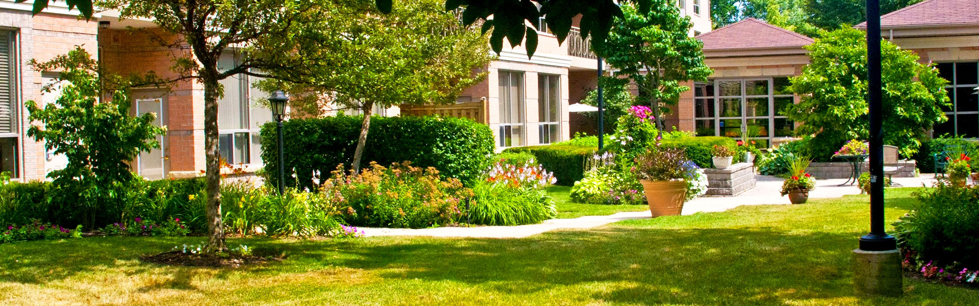 Cost Comparison Of Hearthstone · Hearthstone Retirement Condominiums Etobicoke Burlington