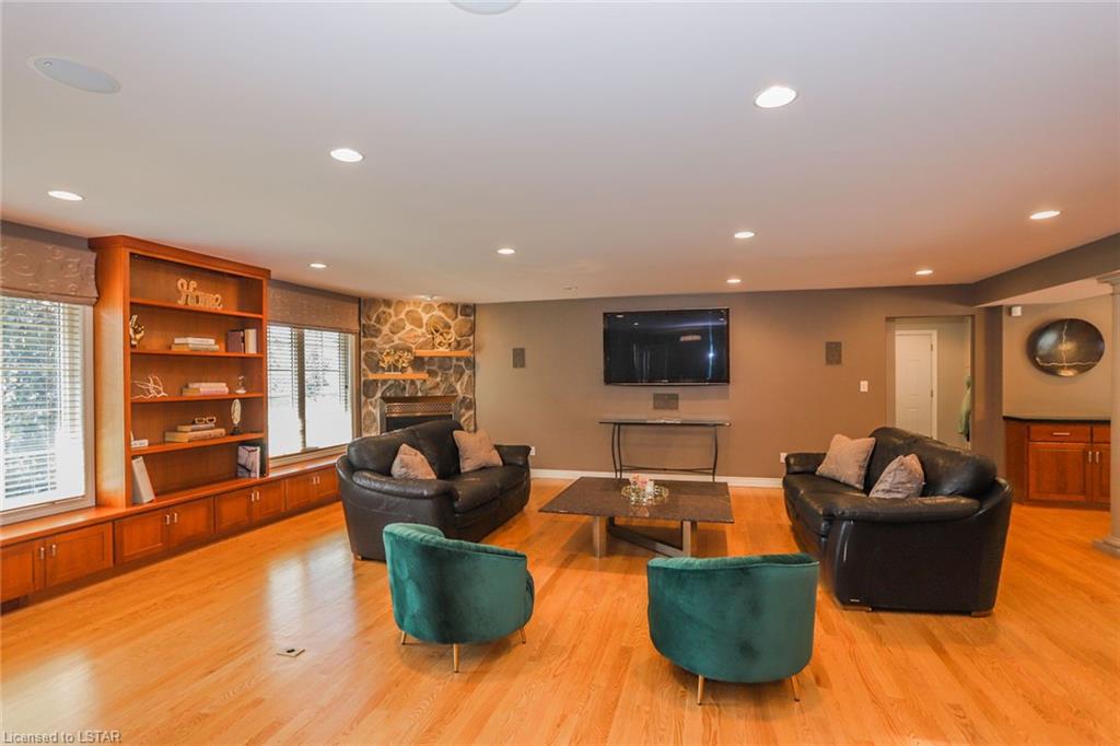 New Listing! 43 Outer Drive, London Ontario Heather Matheson London