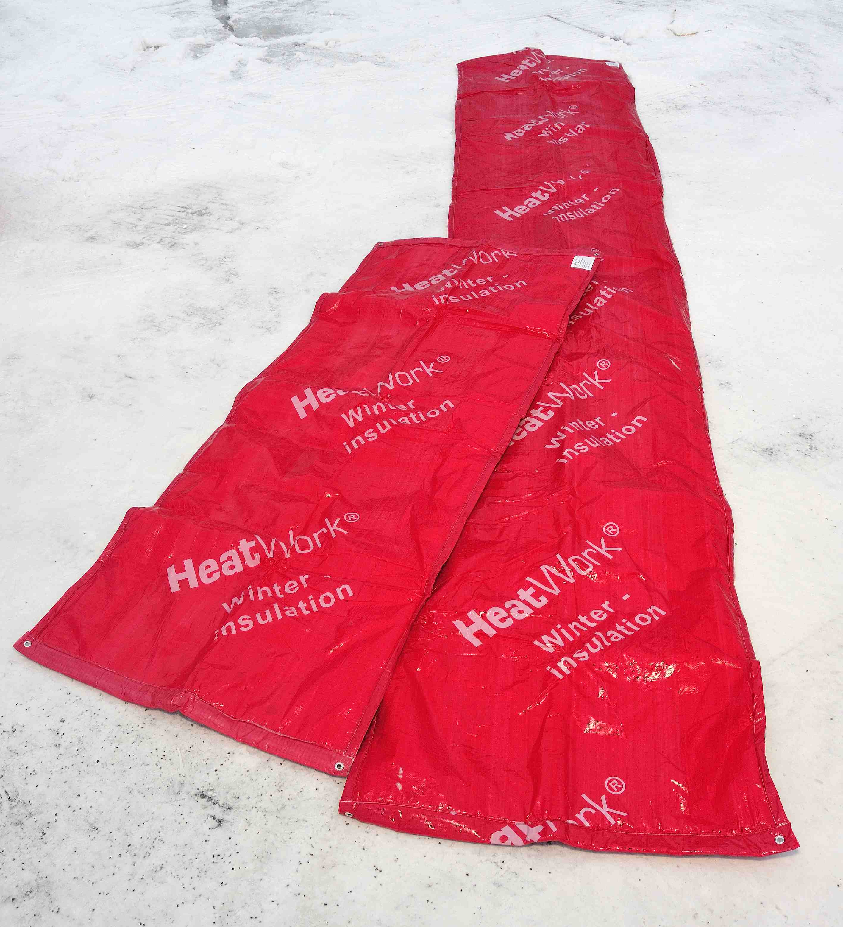 Winter Insulation mats for frost protection, thawing and insulation