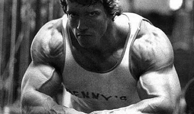 Arnold Schwarzenegger 30for30 Steroids, Jail, AntiGay Mom