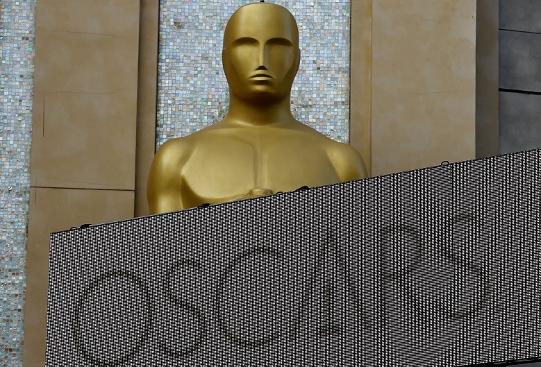 OscarsSoWhite 2016 Boycotting Who Is, Who Wants to & Why?