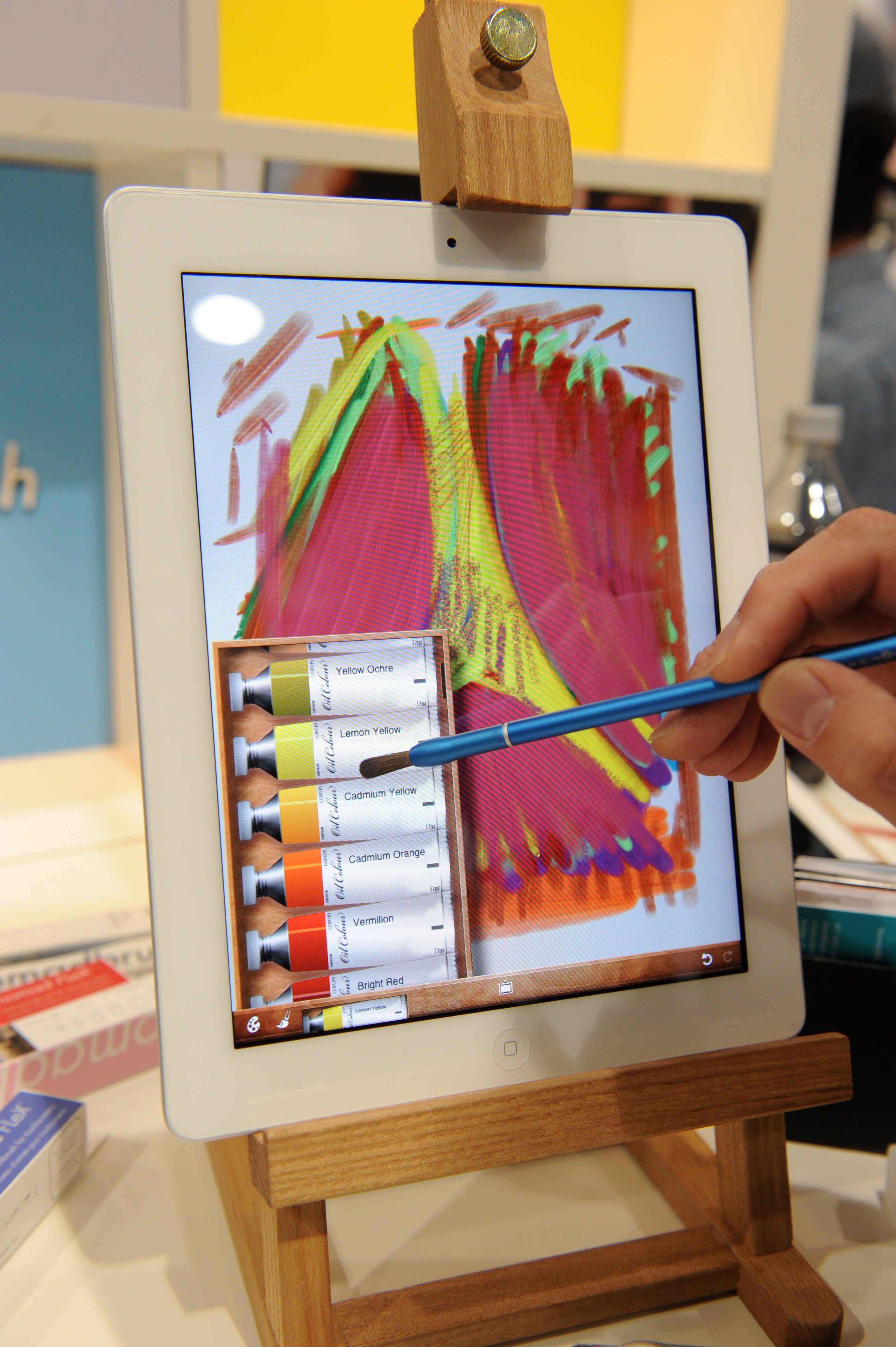 What's the Best Stylus? 5 Options for iPad & Tablets