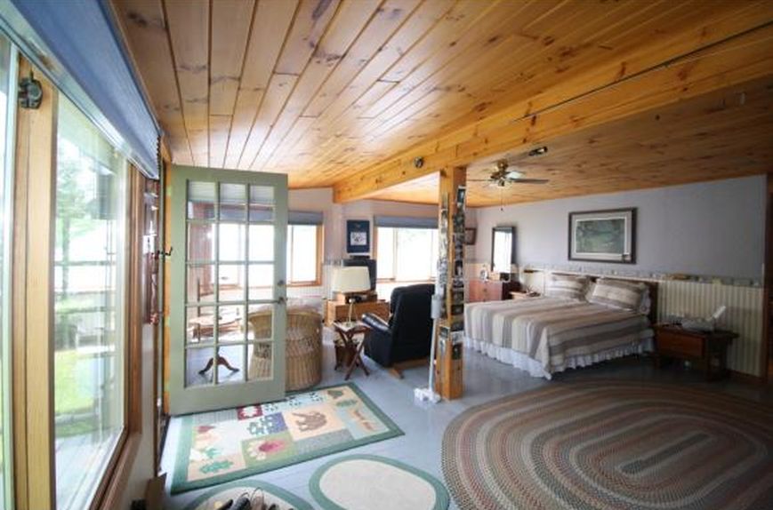 Bernie Sanders' New House 5 Fast Facts You Need to Know