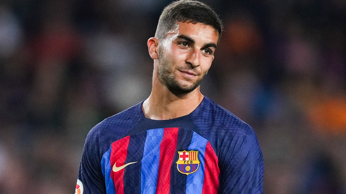 Ferran Torres Hy Vọng Ngắn Ngủi – Thử Thách và Phục Hồi ở Barcelona