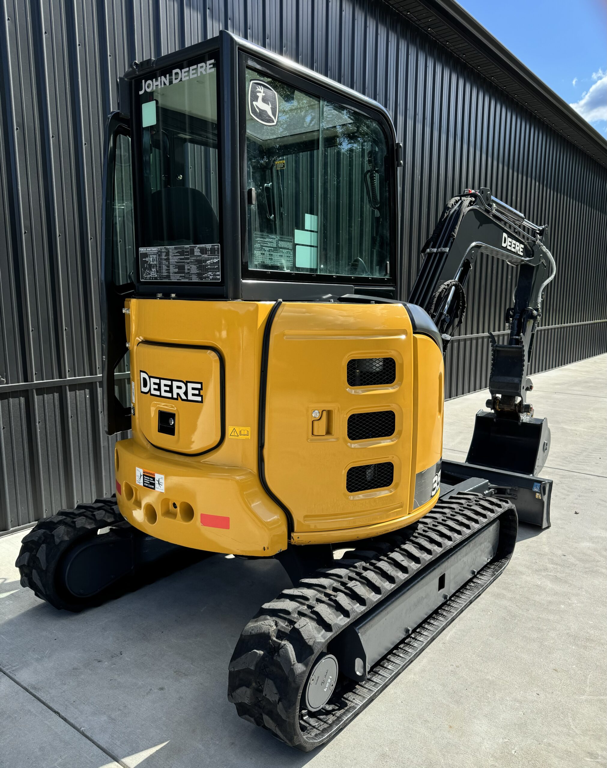 2019 JOHN DEERE 35G M&M Equipment Sales & Powersports ExchangeM&M