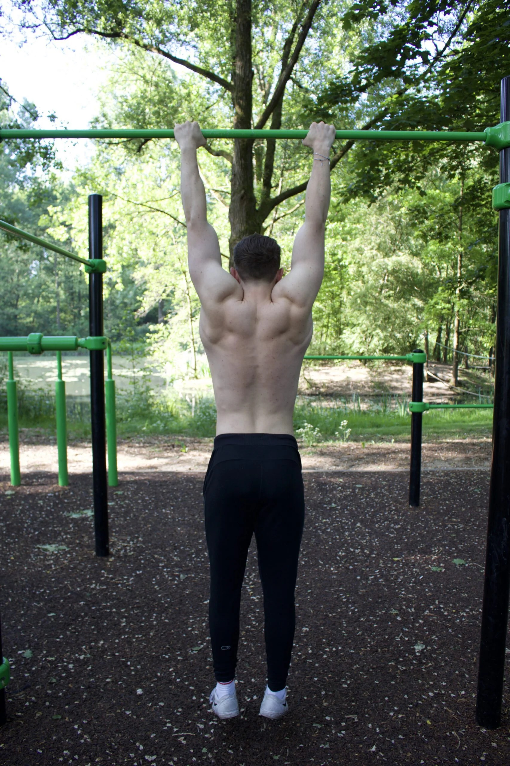 Learn to do pull ups ultimate guide Heavyweight Calisthenics