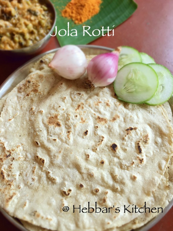 jolada rotti recipe, jola rotti recipe, jowar / bajra bhakri recipe