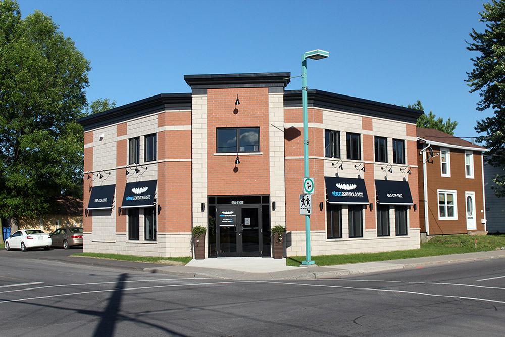 Nous contacter Hébert Denturologiste