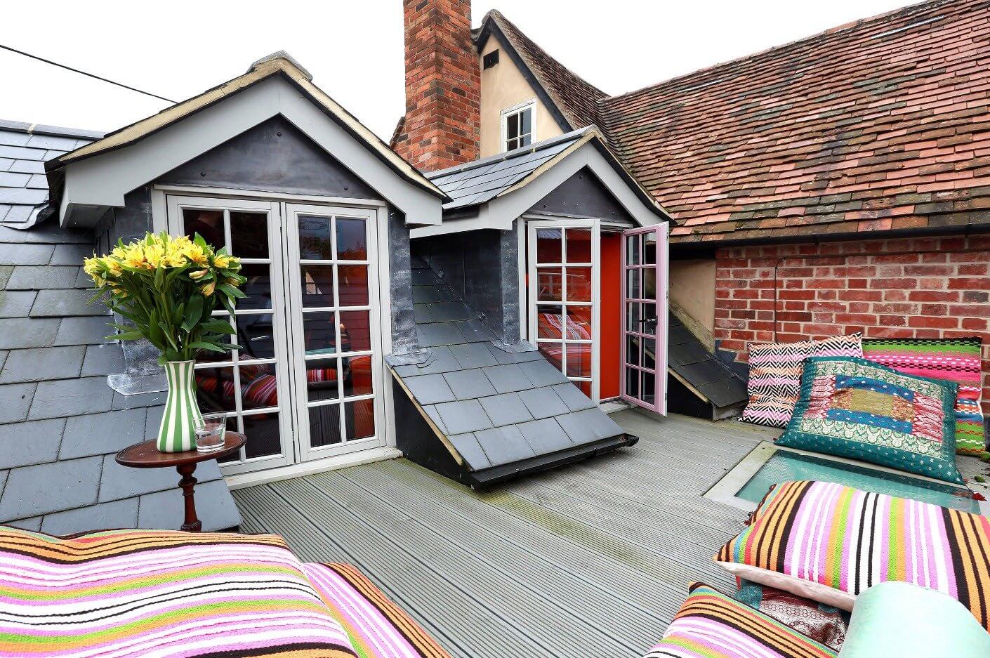 The Benefits of Rooftop Decking How it Enhances Your Home and
