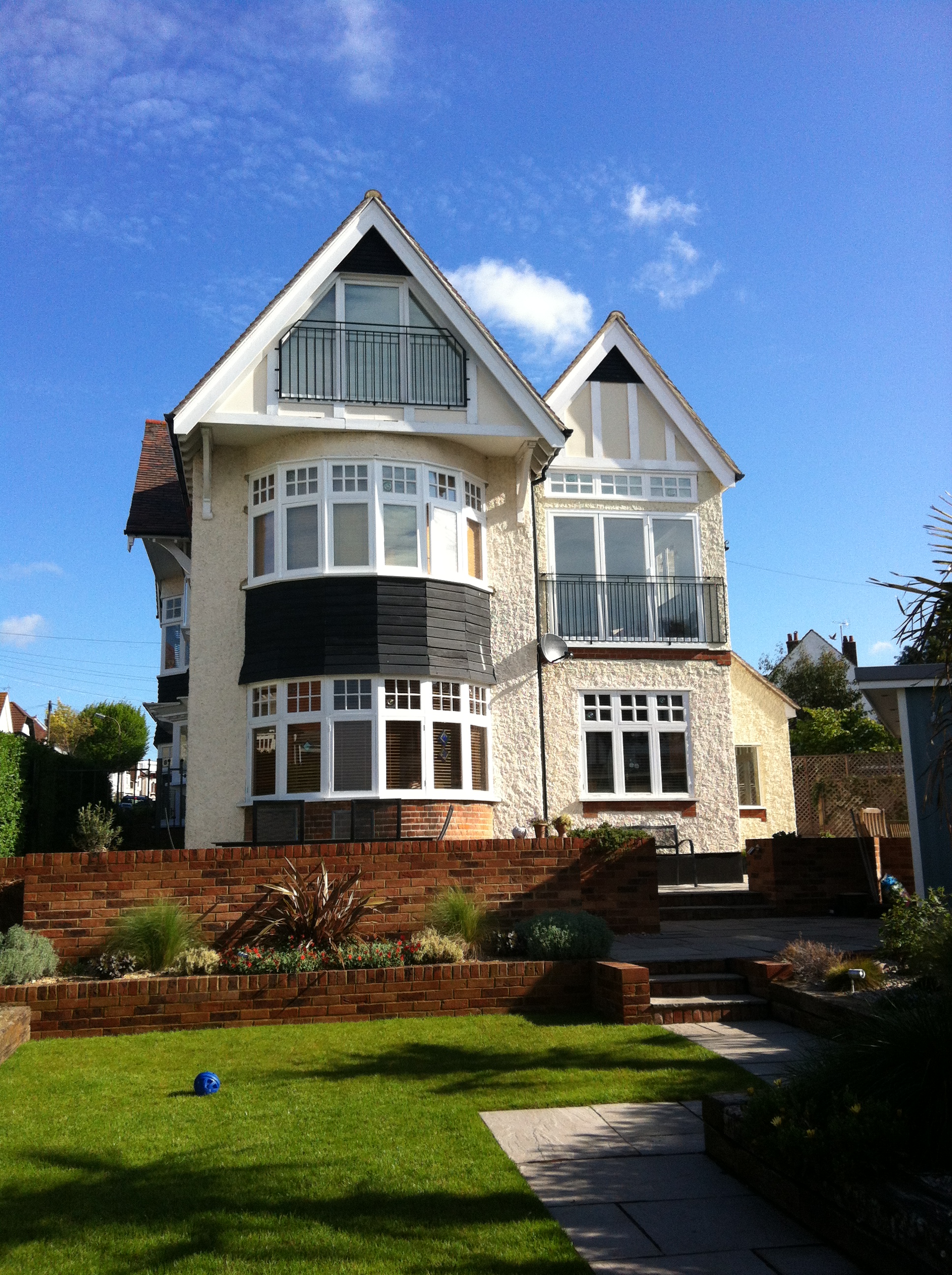 Highcliff Drive, Leighonsea Hedgehog Architects
