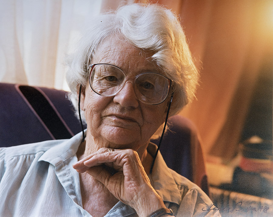 portraits of judith wright two vintage sets photographs by Heide Smith