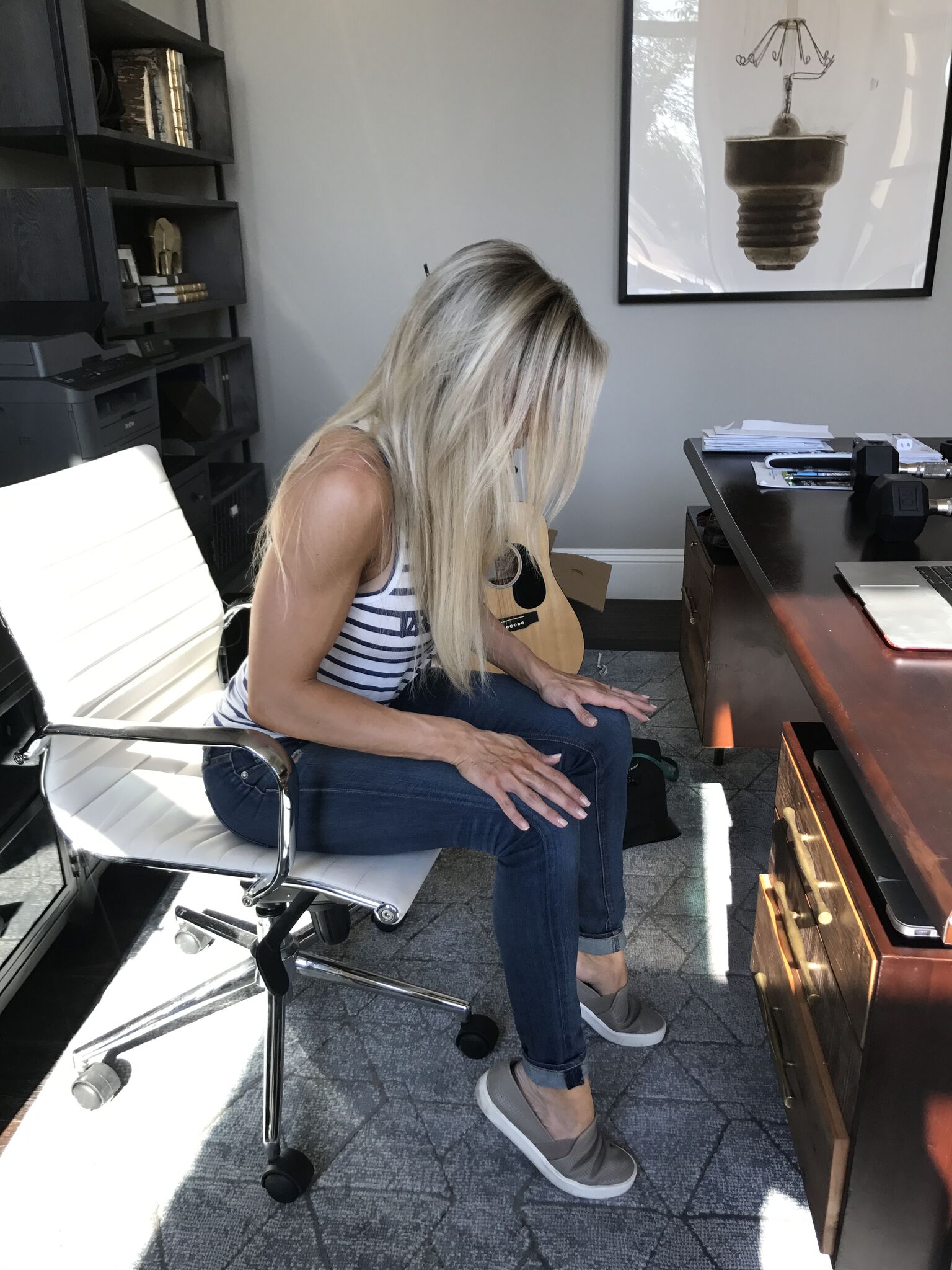 Fit On The Job! 6 Tips + 14 Exercises for the Desk Bound Professional