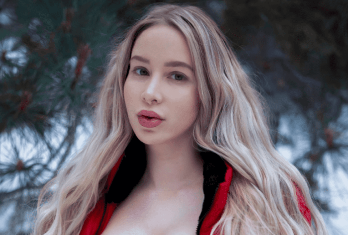 Who is Pink Sparkles and Did She Break Up With Asmongold?