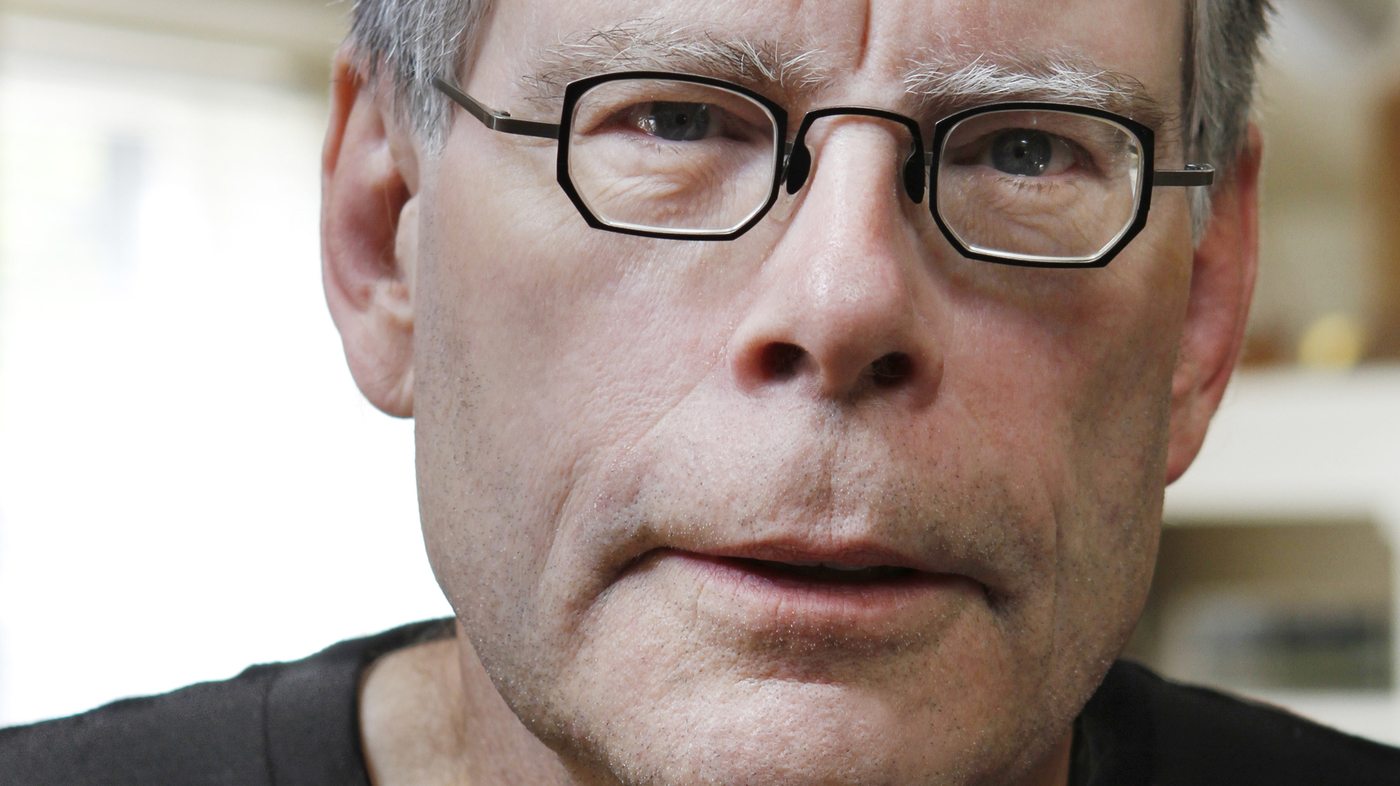 Stephen King Wiki, Biography, Wife, Son, Family, House, Net Worth