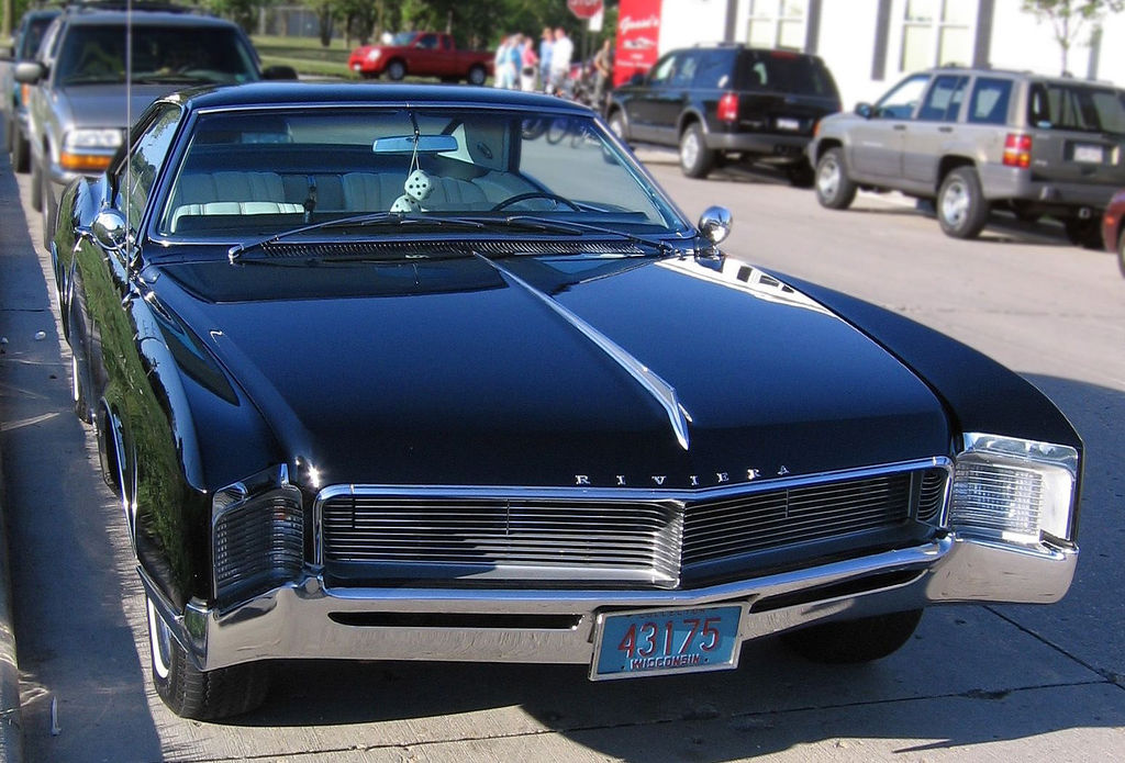 Buying a used car in Denmark Hej