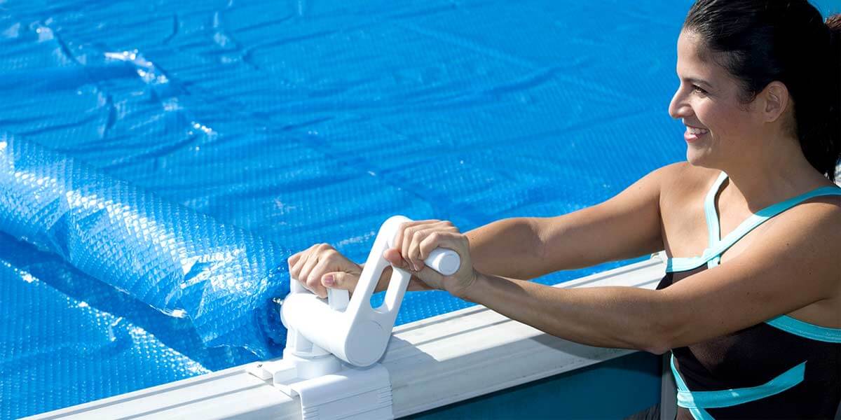 Solar Pool Cover Bubbles Up or Down? Answered Helius Hub